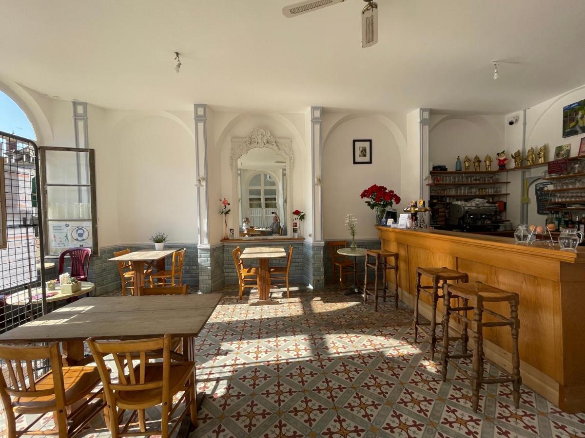 Bed and Breakfast Les Epis D'Or L'Isle-sur-Serein Exterior foto