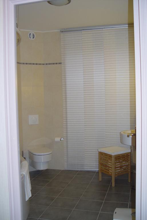 Bed and Breakfast Les Epis D'Or L'Isle-sur-Serein Zimmer foto