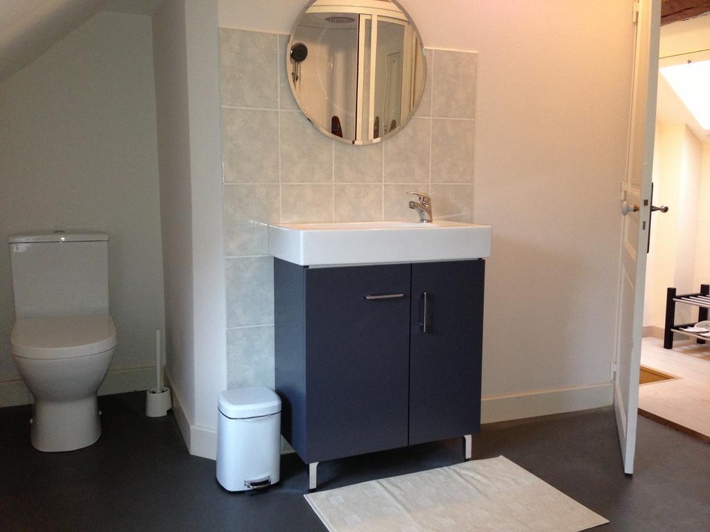 Bed and Breakfast Les Epis D'Or L'Isle-sur-Serein Zimmer foto