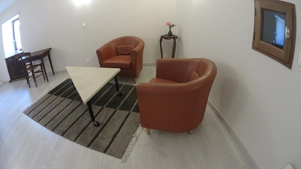 Bed and Breakfast Les Epis D'Or L'Isle-sur-Serein Exterior foto